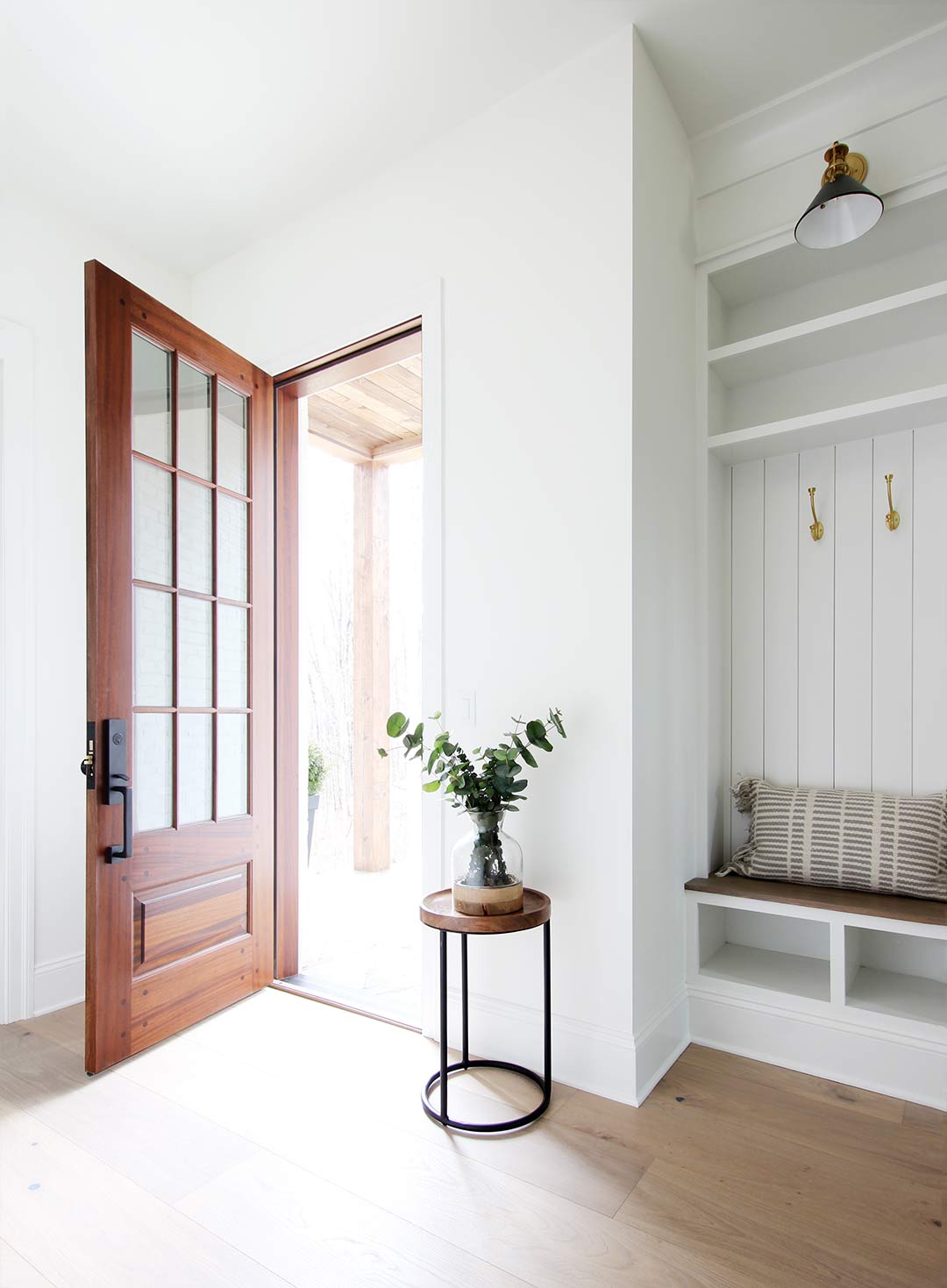 How to Choose the Perfect Solid Wood Exterior Door for Your Home ...