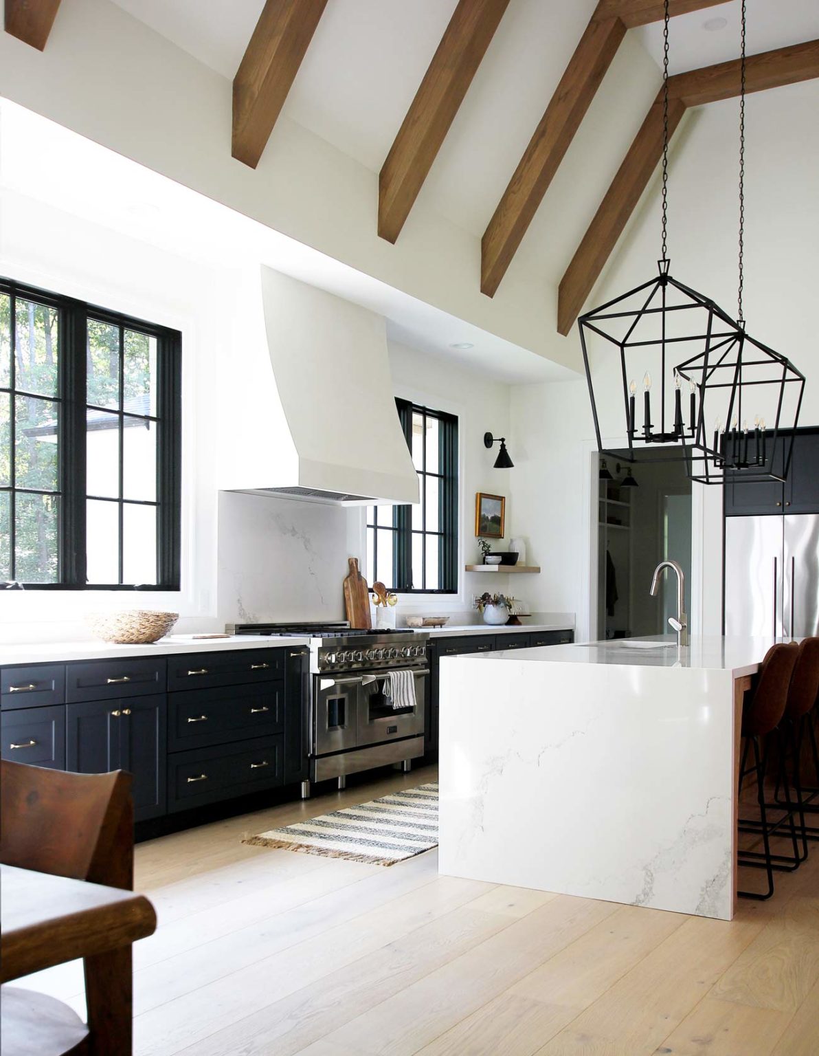 How To Choose Your Kitchen Cabinet Hardware Plank And Pillow